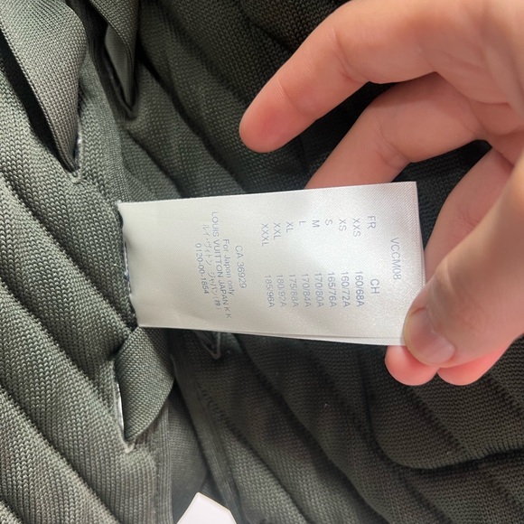 Louis Vuitton Virgil Abloh Multi 3D Pocket Utility Vest Men Size XL - Picture 17 of 17